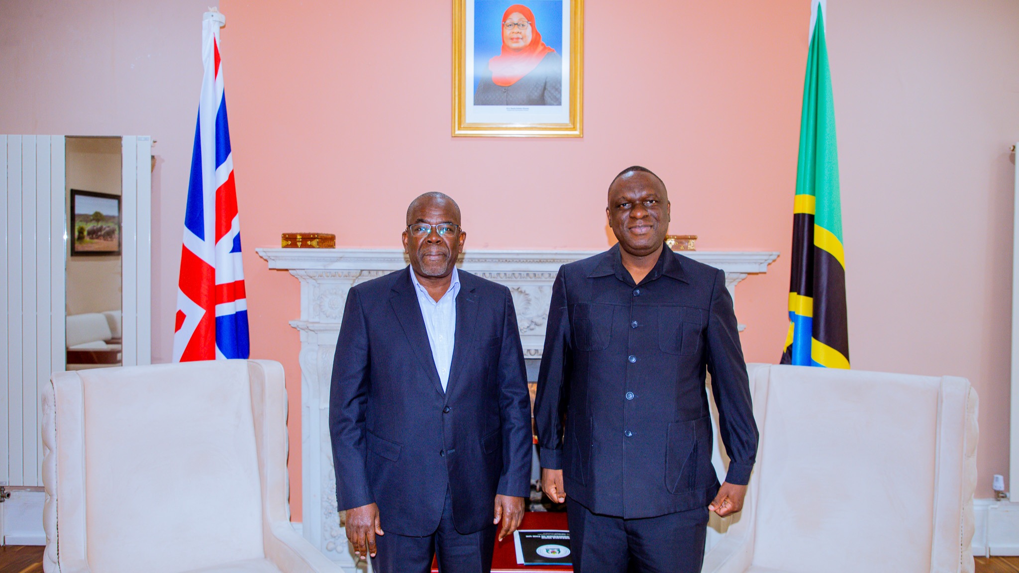 WAZIRI WA FEDHA ZIARANI NCHINI UINGEREZA